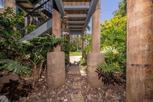 4016 Layang Layang Circle C, Carlsbad, CA 92008