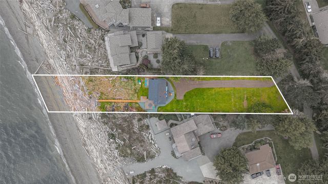 1818 E Lola Beach Lane, Oak Harbor, WA 98277