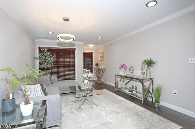 59 Magnolia Way, North Haledon Boro, NJ 07508