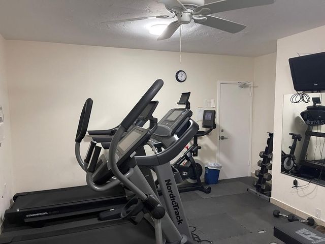 2763 WOODGATE LANE 111, Sarasota, FL 34231