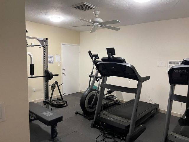 2763 WOODGATE LANE 111, Sarasota, FL 34231