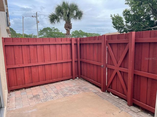 2763 WOODGATE LANE 111, Sarasota, FL 34231