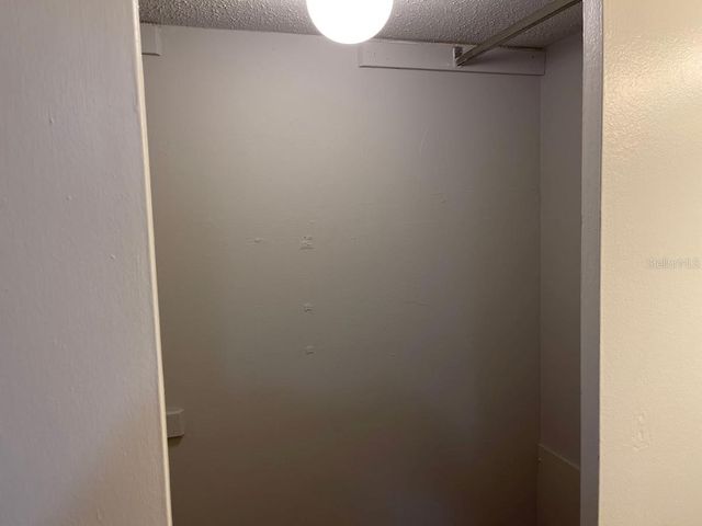 2763 WOODGATE LANE 111, Sarasota, FL 34231