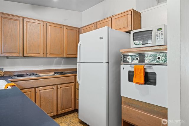 4045 149th Avenue SE, Bellevue, WA 98006