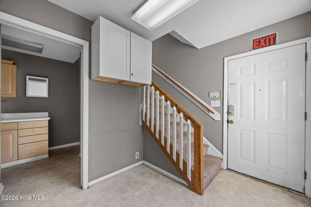 2501 Avery Street, Morehead City, NC 28557