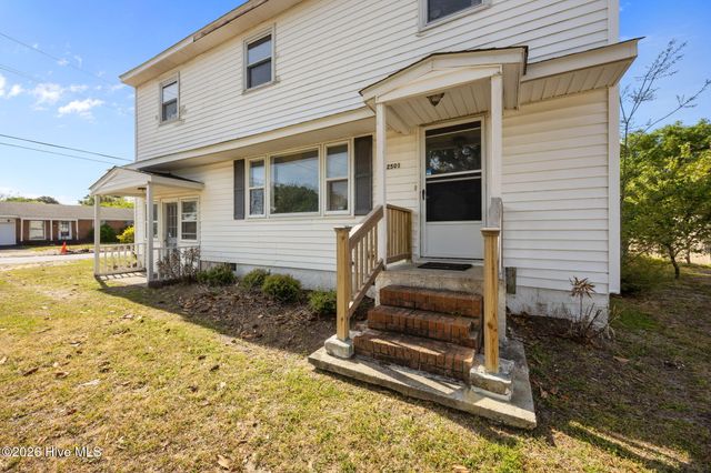 2501 Avery Street, Morehead City, NC 28557
