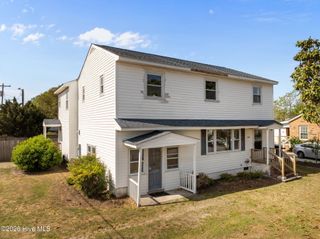 2501 Avery Street, Morehead City, NC 28557