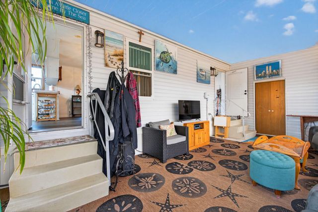 11055 SE Federal Highway 61, Hobe Sound, FL 33455