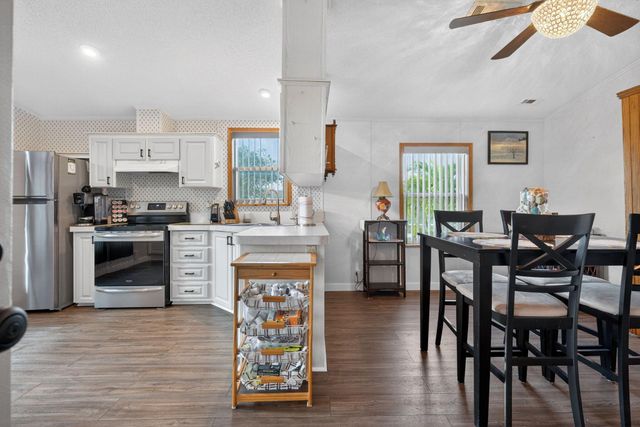 11055 SE Federal Highway 61, Hobe Sound, FL 33455