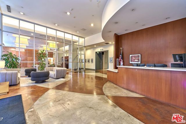801 S Grand Avenue 2106, Los Angeles, CA 90017