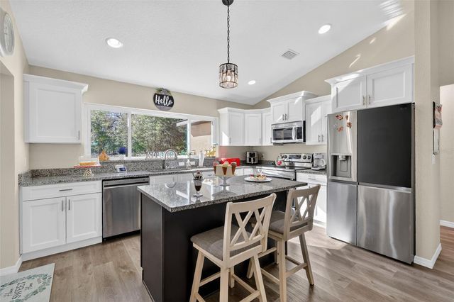 18168 SW 65TH LOOP, Dunnellon, FL 34432