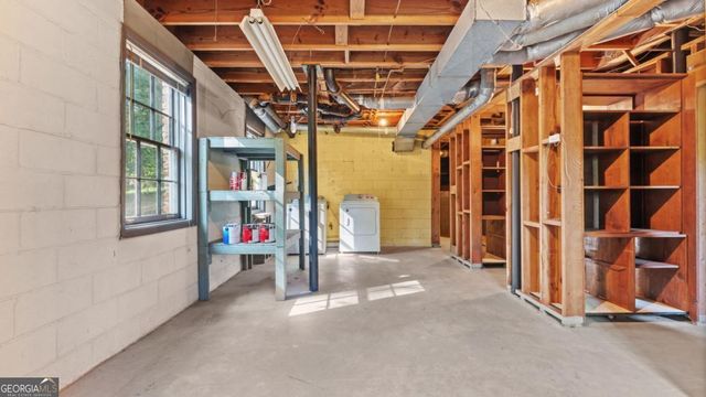 2235 Winding Way, Tucker, GA 30084