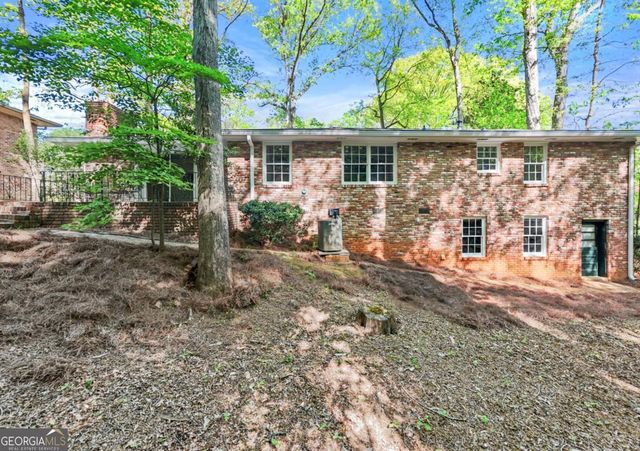 2235 Winding Way, Tucker, GA 30084