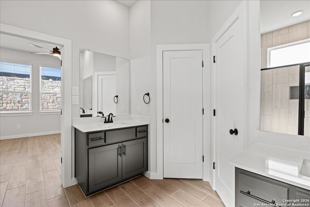 1295 Red Fox, New Braunfels, TX 78132