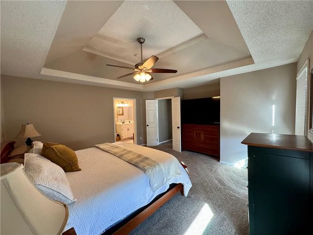 12793 S Gallery Street, Olathe, KS 66062