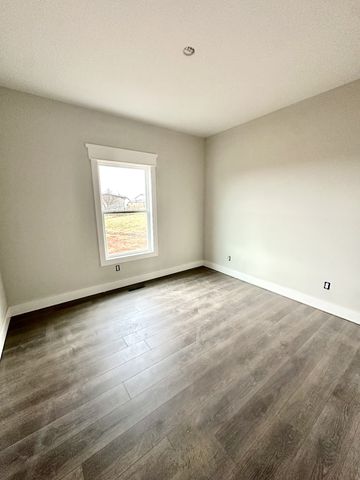 1220 Vickie Ln, Portland, TN 37148