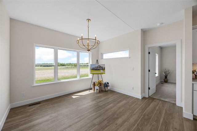 3007 Prairielight Court, Hiawatha, IA 52233