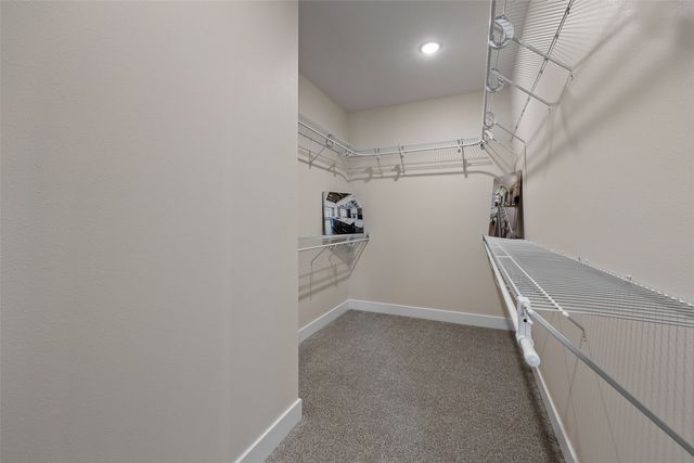 3007 Prairielight Court, Hiawatha, IA 52233
