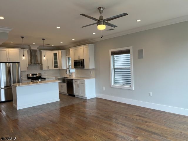 104 Poplar St 2, Jersey City, NJ 07307