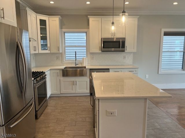 104 Poplar St 2, Jersey City, NJ 07307