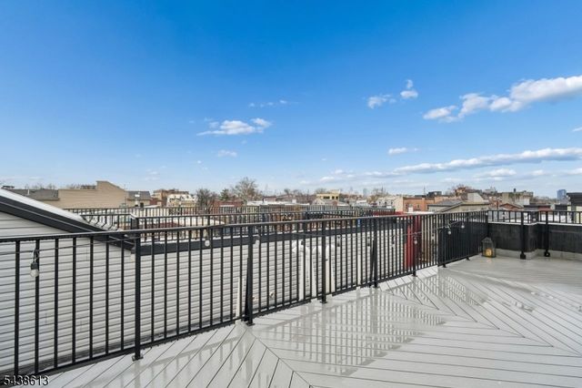 104 Poplar St 2, Jersey City, NJ 07307