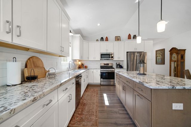 701 Verdano Terrace, Crown Point, IN 46307