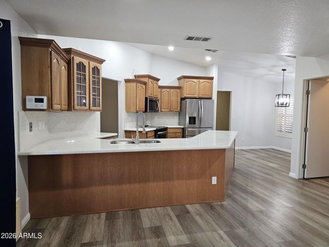 3337 W Kristal Way, Phoenix, AZ 85027