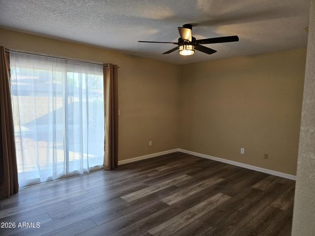 3337 W Kristal Way, Phoenix, AZ 85027