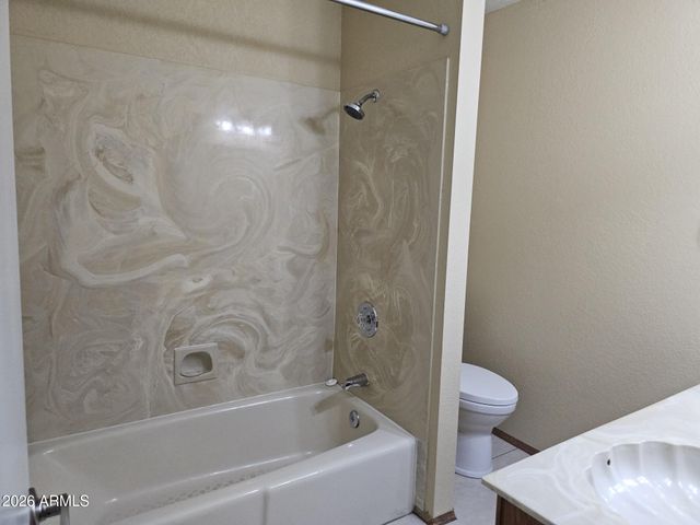 3337 W Kristal Way, Phoenix, AZ 85027