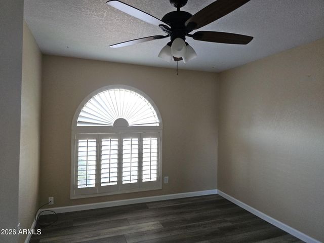 3337 W Kristal Way, Phoenix, AZ 85027