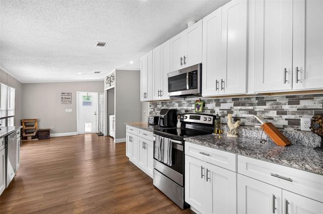 12641 IDLEWOOD DRIVE, Thonotosassa, FL 33592