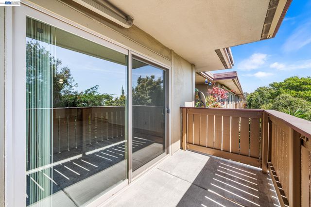 1321 Webster St D319, Alameda, CA 94501