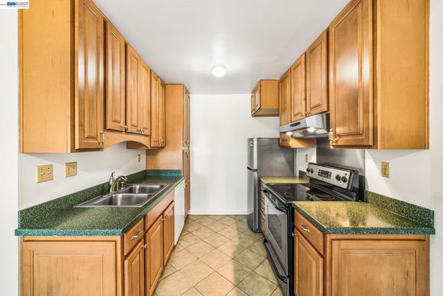 1321 Webster St D319, Alameda, CA 94501