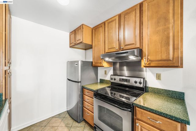 1321 Webster St D319, Alameda, CA 94501