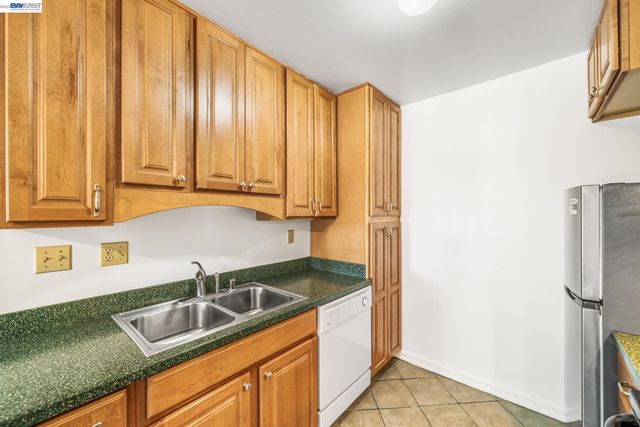 1321 Webster St D319, Alameda, CA 94501