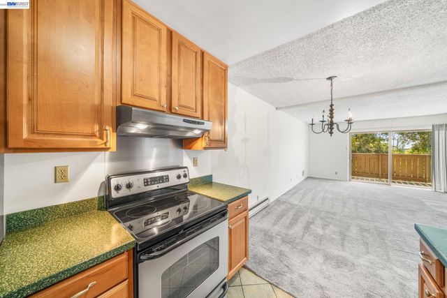 1321 Webster St D319, Alameda, CA 94501