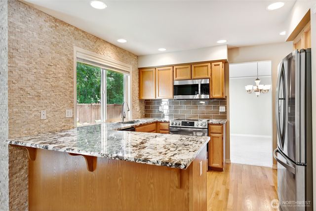 7115 NE 167th Street, Kenmore, WA 98028