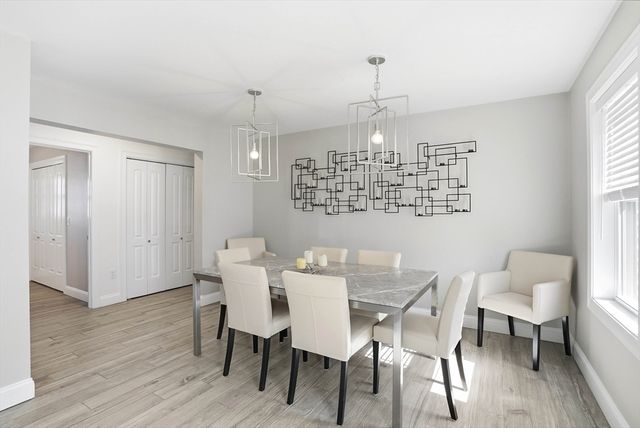 17 Fieldstone Ln, Marion, MA 02738