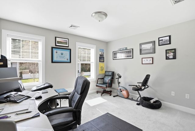 17 Fieldstone Ln, Marion, MA 02738