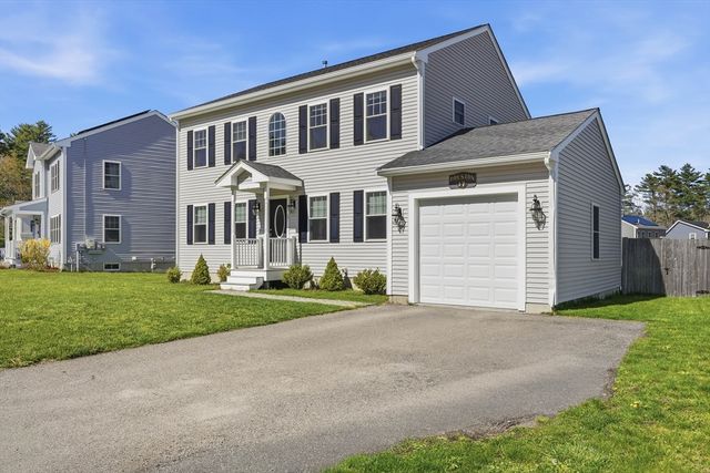 17 Fieldstone Ln, Marion, MA 02738