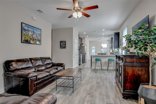 7205 Windy Meadow Drive, Little Elm, TX 75068