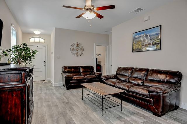 7205 Windy Meadow Drive, Little Elm, TX 75068