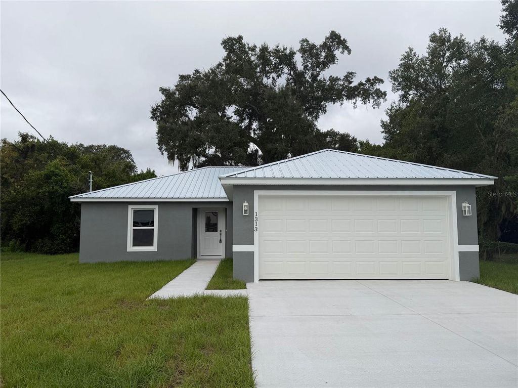 1313 FAIRFAX ST NE, Winter Haven, FL 33881