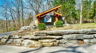19017 Old Wild Turkey Lane, Wildwood, MO 63069