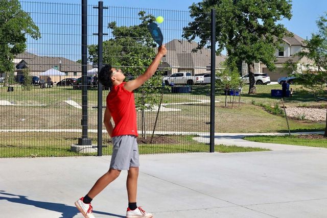 120 Pinyon Pine DR, Bastrop, TX 78602