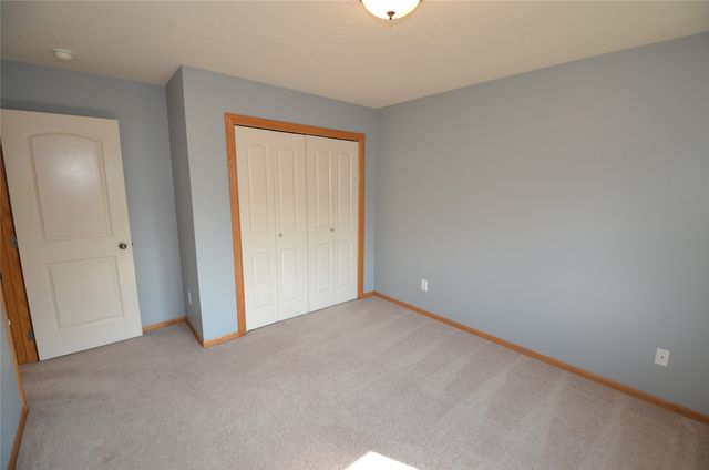 3608 Brook Run Drive, Des Moines, IA 50317