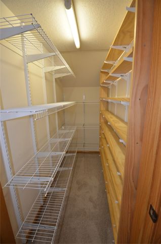 3608 Brook Run Drive, Des Moines, IA 50317