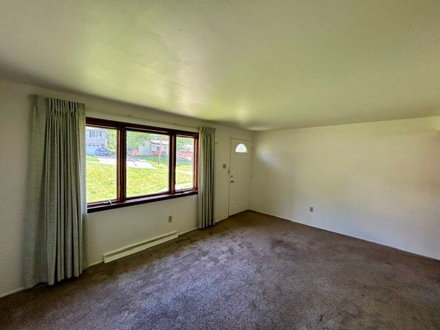 5764 Wilson Dr, Bethel Park, PA 15102