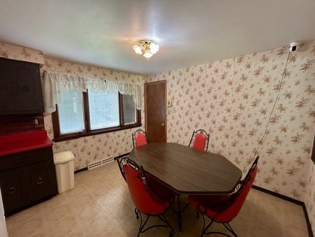 5764 Wilson Dr, Bethel Park, PA 15102