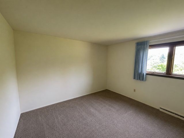 5764 Wilson Dr, Bethel Park, PA 15102